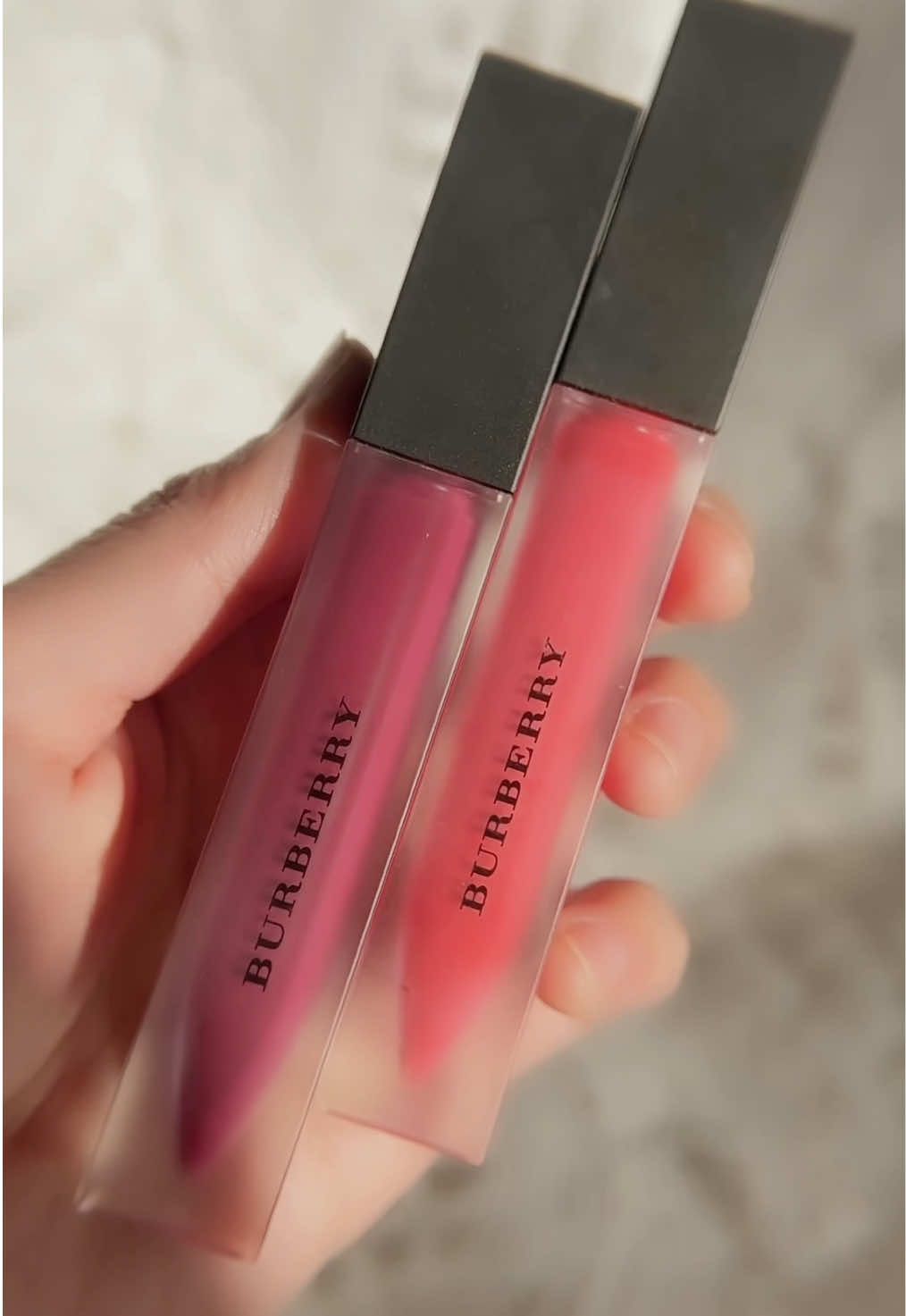 A @Burberry lipstick never fails—timeless, effortless, and always perfect. 💄✨  #burberry #lipstick #cosmetics #beauty #ugc #ugccreator #ugccommunity 