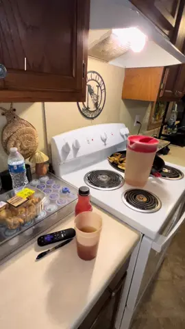 It’s been a long day, ya girls tired yall 😩 goodnight! I’ll see y’all at the coffee pot 🫶🏼 #closingshift #closingshiftcleaning #cleaningmotivation #CleanTok #cleanwithme #cleanwithmemotivation #sahmnightroutine #nightlyroutine 