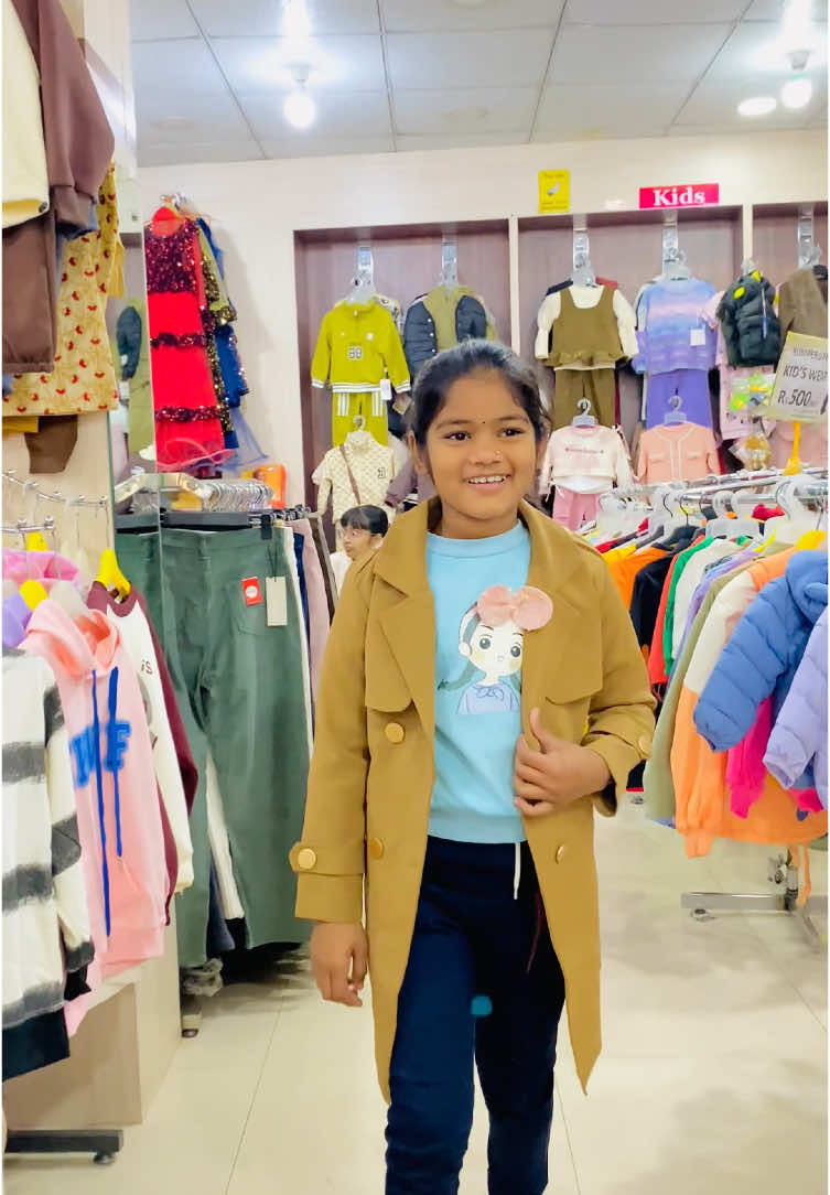 Kids long coat 🦋❤️#shivchowk #janakpur #fashionworldshivchowk #fypシ゚viral #foryoupage #f #fyp #dohaqatar🇶🇦 #fashionworld110 
