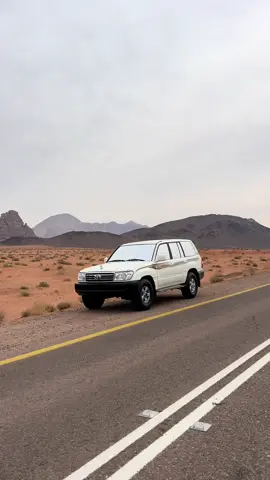 #اكسبلور #efectoboomerang #لاندكروزر #علقان #تبوك #السعودية #ماشاءاللہ #الشعب_الصيني_ماله_حل😂😂 #علقان_الزيته_جبل_الوز 
