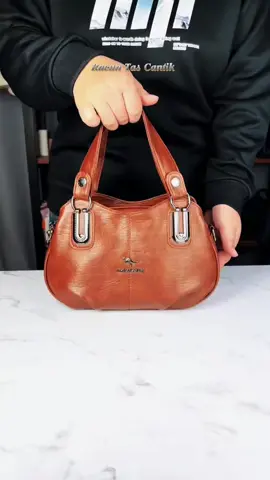 Tas Wanita Multifungsi #taswanita #slingbag #tascantik #tasslempangwanita #tasmurahberkualitas 