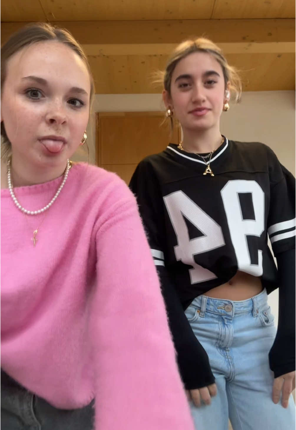Dc:@𝐙𝐀𝐇𝐈𝐃𝐄 #fyyyy #fyp #trend #viral #dance #school #brazil🇧🇷 
