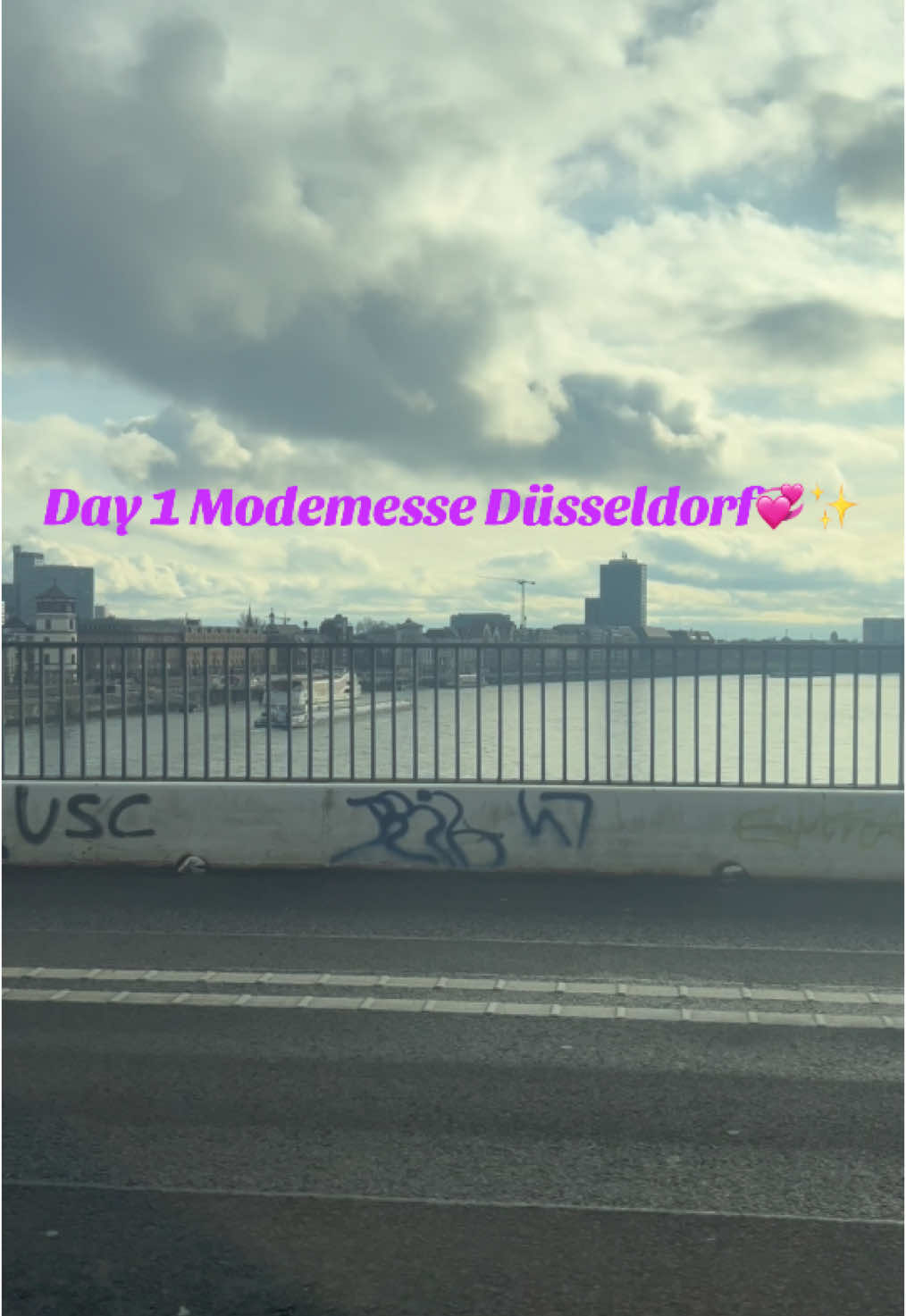 Day 1 Modemesse Düsseldorf✨💞#nice2have #conceptstore #fashion #look #beauty #shooting #fashionweek #düsseldorf #messe #fy #forme 