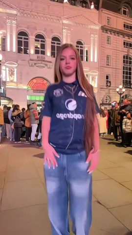 3 fits in one dance #zahideyetişleyenidenbaşlasak #fypage #fypage #fypp #zah1de_kyc #lunatix #dancefluence #fyppppppppppppppppppppppp #makethisviral #zahide #passion 