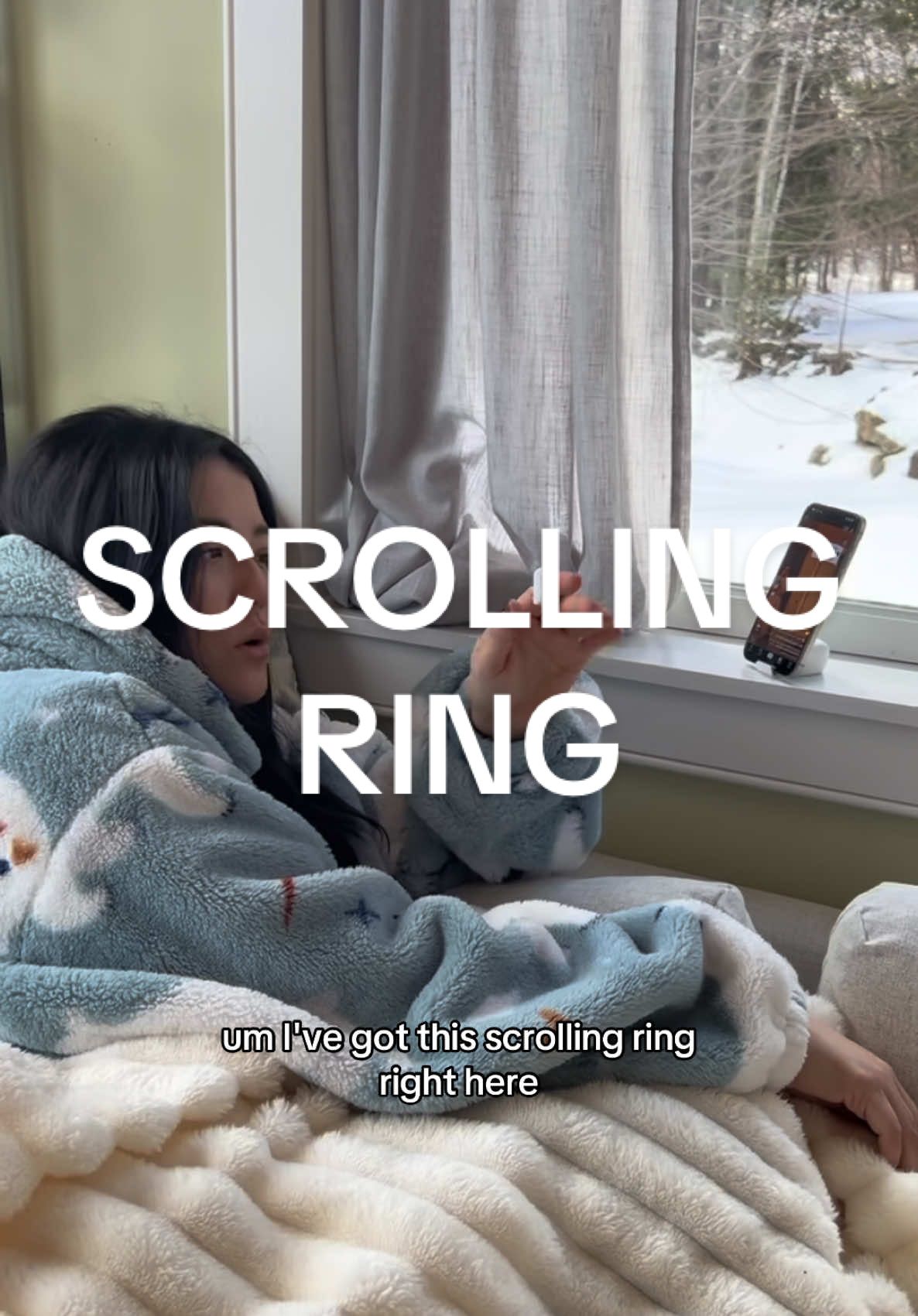 Obsessed with this scrolling ring! Its the best lazy girl invention ever! And this one comes with a built-in stand.  @Xring   #xring #scrollingring #scrollring #handsfreescrolling #tiktokgadgets #tiktokshopfinds #pageturner #tiktokscrollingremote #tiktokscroller #remotecontrolring #lazytiktok  Tiktok scrolling ring Scroll ring Scroller ring remote Scroller remote ring 