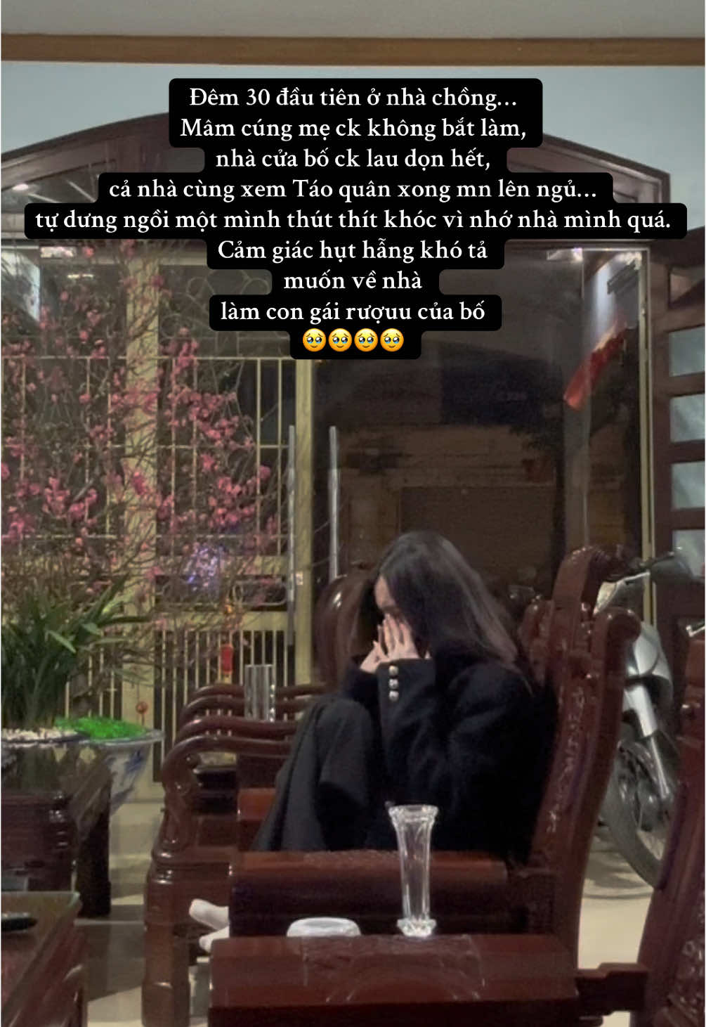 Nãy call video với mẹ còn cười phớ lớ lắm cơ #tetxanha 