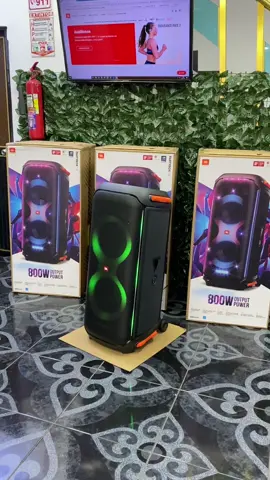 🎶JBL PartyBox 710 ‼️ ✅️Sonido Potente y Graves Monstruosos. 🔥 ¡Altavoz a Corriente, Personalizable desde Aplicación JBL Partybox 😍 Originales, 800W Potencia, 😍 Certificación IPX4 contra Salpicaduras de Agua ✅️Tecnología TWS para enlazar 2 Altavoces al mismo tiempo 📌Estamos Ubicados en Santo Domingo-Ecuador 📦 Realizamos envíos a todo el Ecuador. ###santodomingoecuador##ecuador##audio##jbl##altavoces##parlantes##parlantesjbl##santodomingodelostsachilas##jblpartybox##jblpartyboxstage320##ecuador🇪🇨❤️##jblspeaker##jblpartyboxclub120##viral##jblecuador#partybox710 #jblpartybox710 