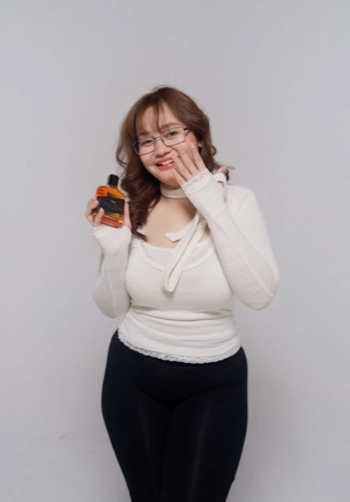 Membalas @ro syaad Siapa yang udah siap temenin Tokyo live besok? Ditunggu di live nya Tokyo ya awas kalo ga join🤏🏻 #scentplusparfum #scentplusoriginal #scentplusindonesia #scentplusofficial #scentplusproplayer 