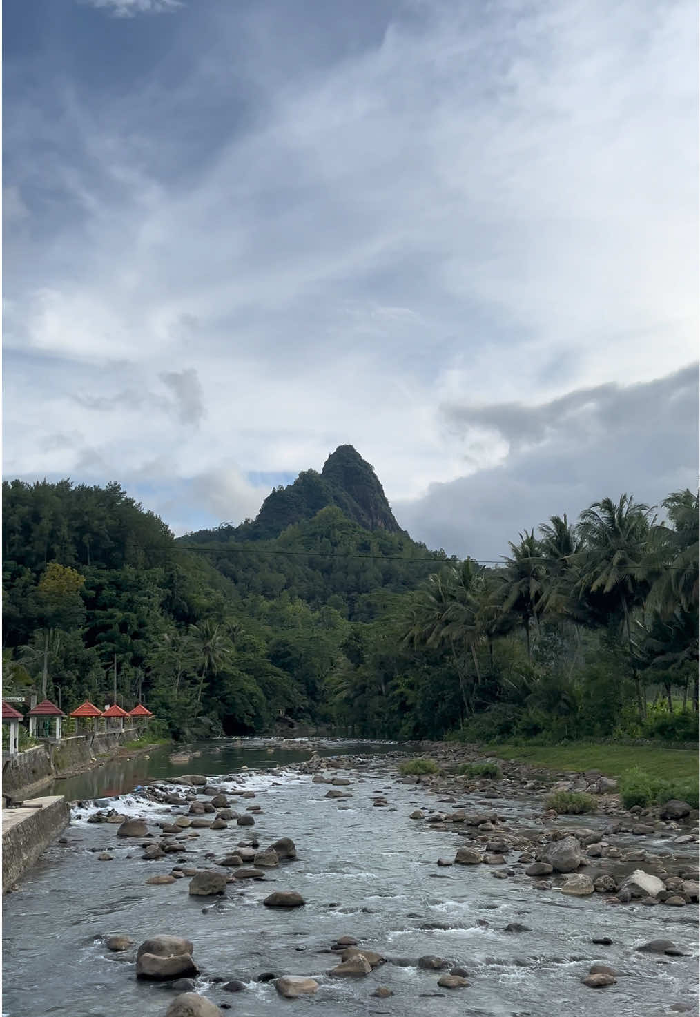 #kampak #trenggalek #viralvideo #gunungmanikoro 