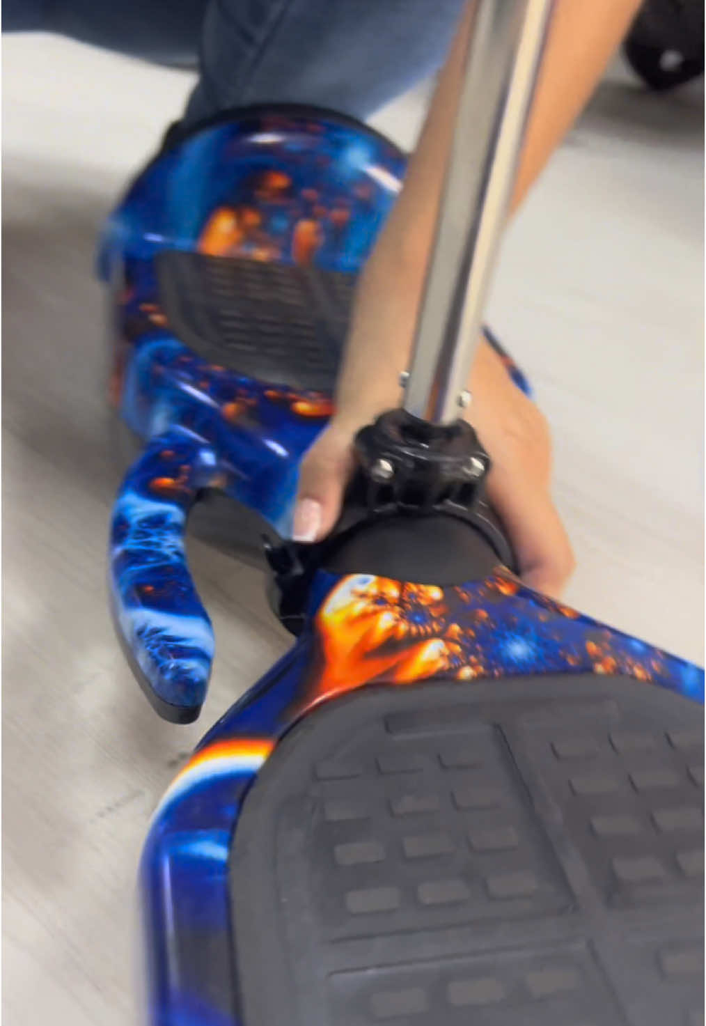 Ya tenemos disponible el bastón para las patinetas eléctricas con un costo adicional de 15$  #BabyShark #DeliveryCaracas #EnviosNacionales #PequeñosAventureros #Caracas #cashea 