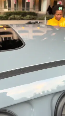 Working on Mercedes and these doors😂😂😂😂 wow on a hunt for Taco Bell