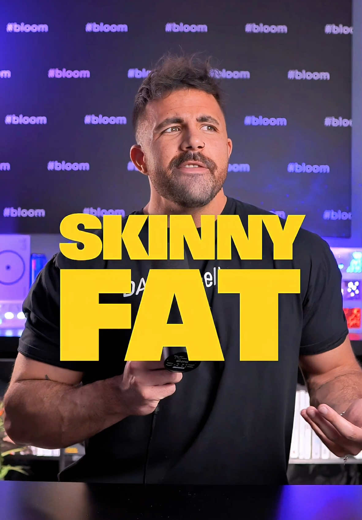 How to fix “skinny-fat” Here’s where most people go wrong: 🚫 Skinny-fat usually doesn’t come from having *too much* body fat… It comes from not having enough lean muscle underneath that fat to give your body any shape or definition So if you keep increasing your cardio… And decreasing how much you eat… You’re only going to get further away from your gaol Instead, try focusing on lifting heavy weights 3-5x per week (It won’t make you bulky, I promise) And instead of eating LESS and LESS, try eating MORE, of the right foods - especially when it comes to protein  (so your body has what it needs to build lean muscle after your workouts) I have a free calorie and protein calculator in my bio if you want to find out an accurate estimate for where you should probably be👍🏽 But remember, every human body is different So the exact solution for you might need some tweaks, but this should get you going in the right direction SIDE NOTE: There is absolutely NOTHING wrong with the way “skinny-fat” looks. How someone looks isn’t good or bad, this video is just here to help people that want to change their physique when they are faced with this problem #skinnyfat #FitTok #GymTok 