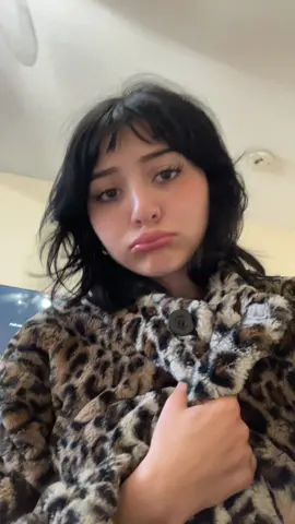 if anyone finds a nine inch wood handle knife in newport beach and cunty little sunglasses please return them to my possession 