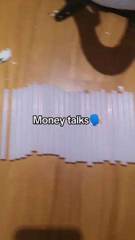 #moneytalks #trend #fyp #hotglue #money #fursuit #fursuitmaker #furry #crafts #dinomask 