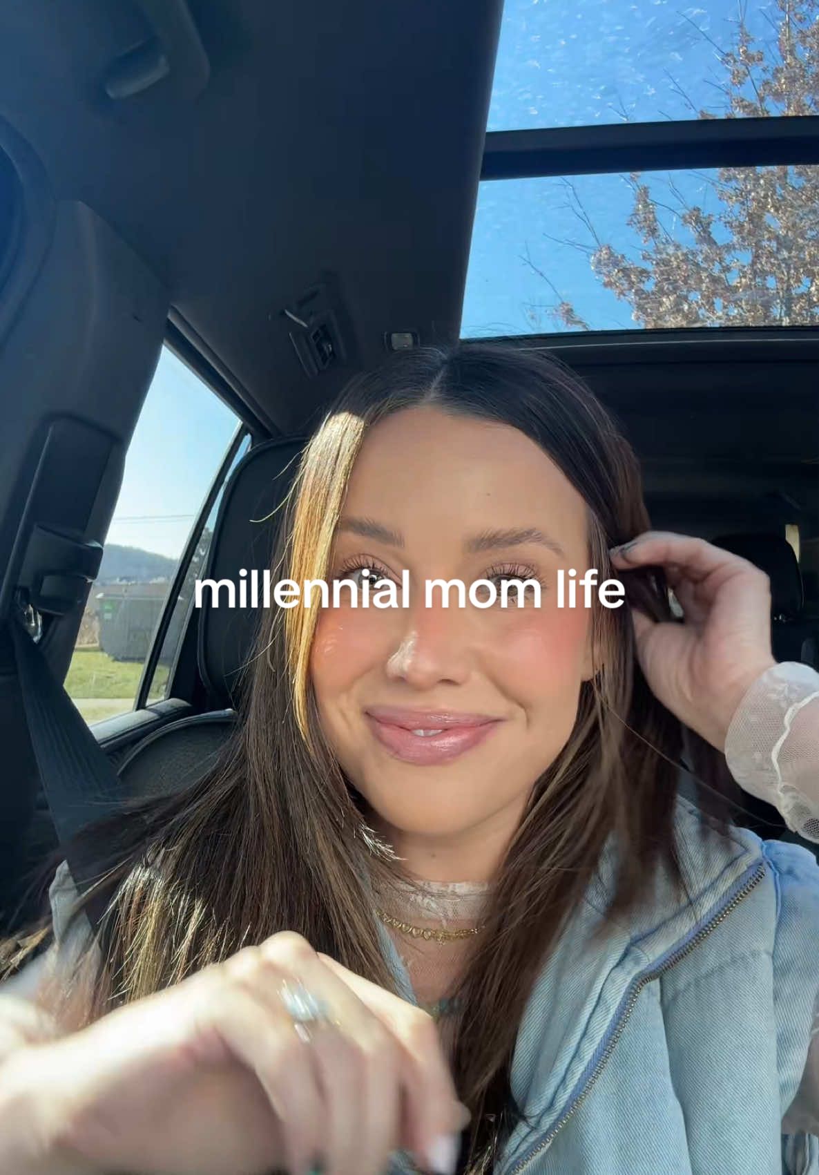 I love history assignments👏🏻✨#millennialmom #momoffour #motherhood #motherhoodunfiltered #MomsofTikTok #millennial 