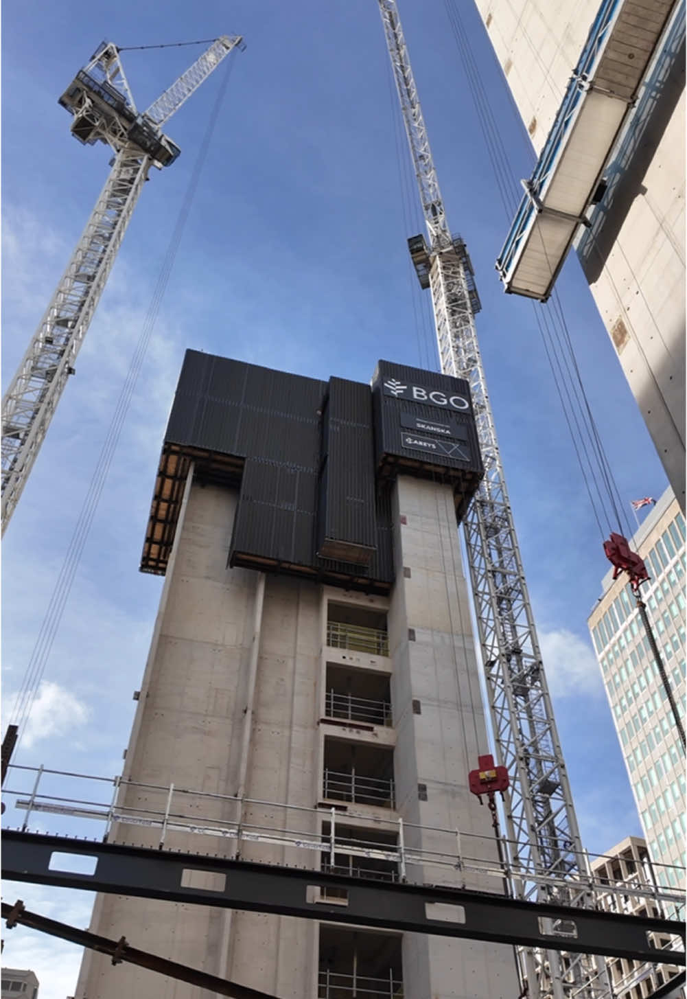 Lovely #concete finish 🤩 #construction #theconstructionguy #siteengineer #civilengineering #EngineeringAcademy #loveconstruction #jumpform 