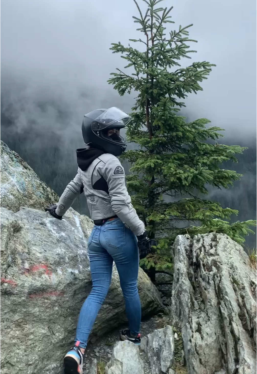 Румыния, горы и природа ⛰️  #мотопутешествие #румыниия🇷🇴 #горы #природа #красота 