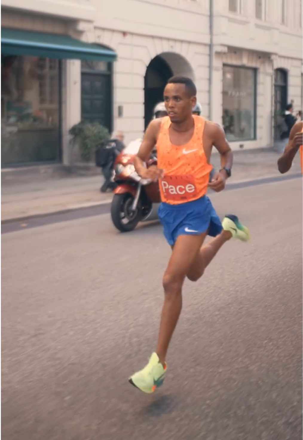 Athlete : Berihu Aregawi  Via p.alvarezfilms