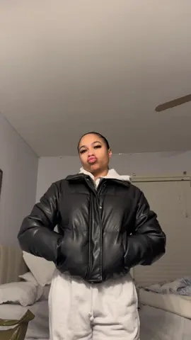 Surprise 🥳🥳🥳🥳 #movingvlog #newcity 