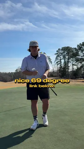 one of the most fun clubs I’ve ever hit #jakedezgolf #golfer #progolf #chipping #spin #SuperBowl 