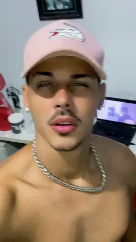 Ela fala que sou pIto de luxo 