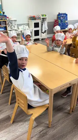 Our little ones had an exciting day at the kindergarten! Today, they enjoyed a wonderful masterclass in croissant baking! 🥐 Each young chef crafted their own croissant, learning how to prepare this delicious treat themselves. Soon, they’ll be sharing their creations with their loved ones. While the croissants baked in the oven, the kids explored new culinary vocabulary and solved a crossword puzzle about cooking. Such a fun and educational experience for our little chefs! 💛 #KindergartenAdventures #LittleChefs #CroissantMaking #KidsInTheKitchen #FunAndLearning #CookingWithKids #BakingFun #ChildhoodMoments
