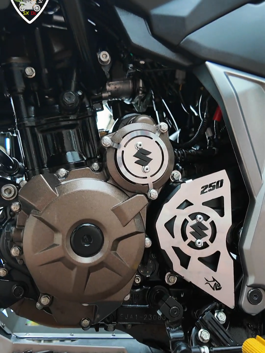 Accesorios para Vstrom sx250 #velocibikers #accesoriosmotos 