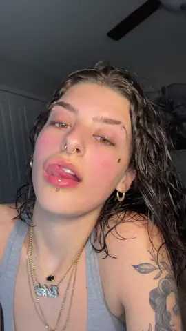 here’s my scandal #wlw 