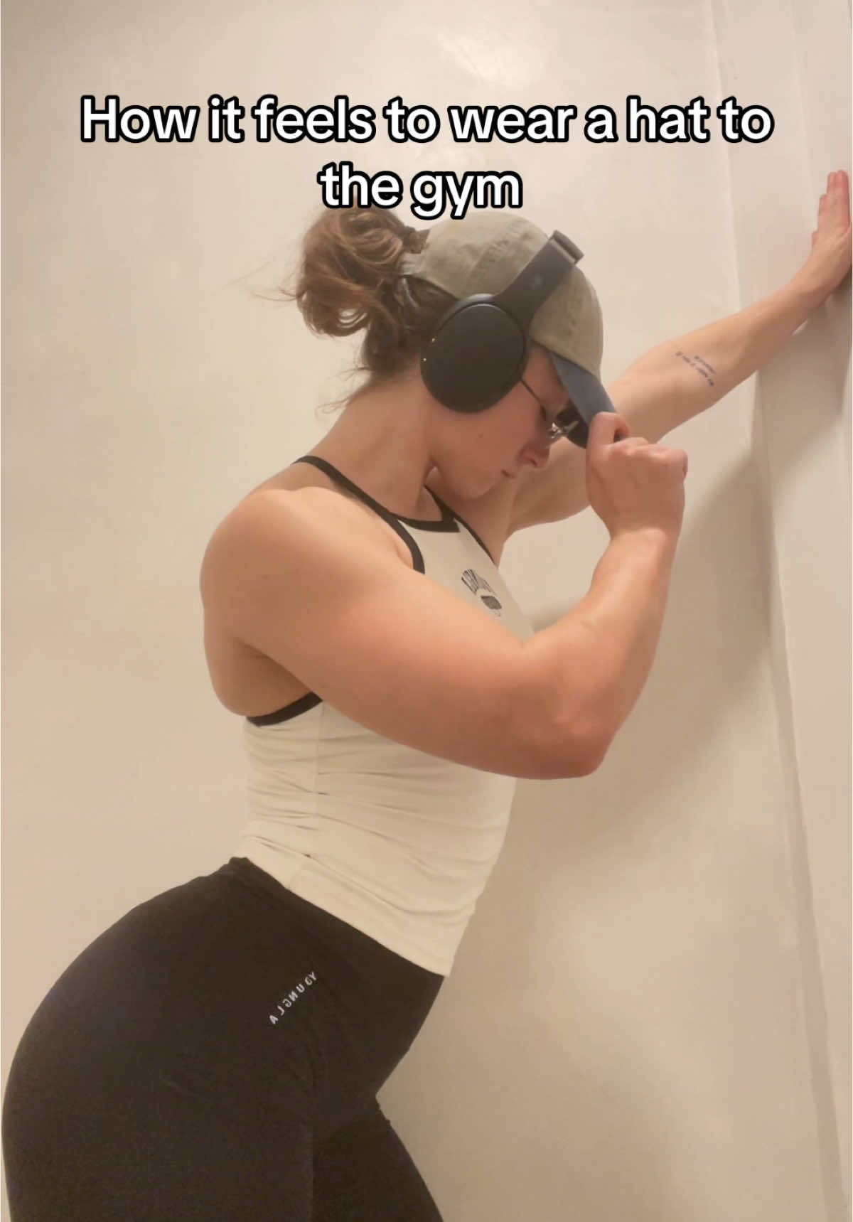 Least mysterious person there fr #GymTok #gym #mysterious #fitcheck 