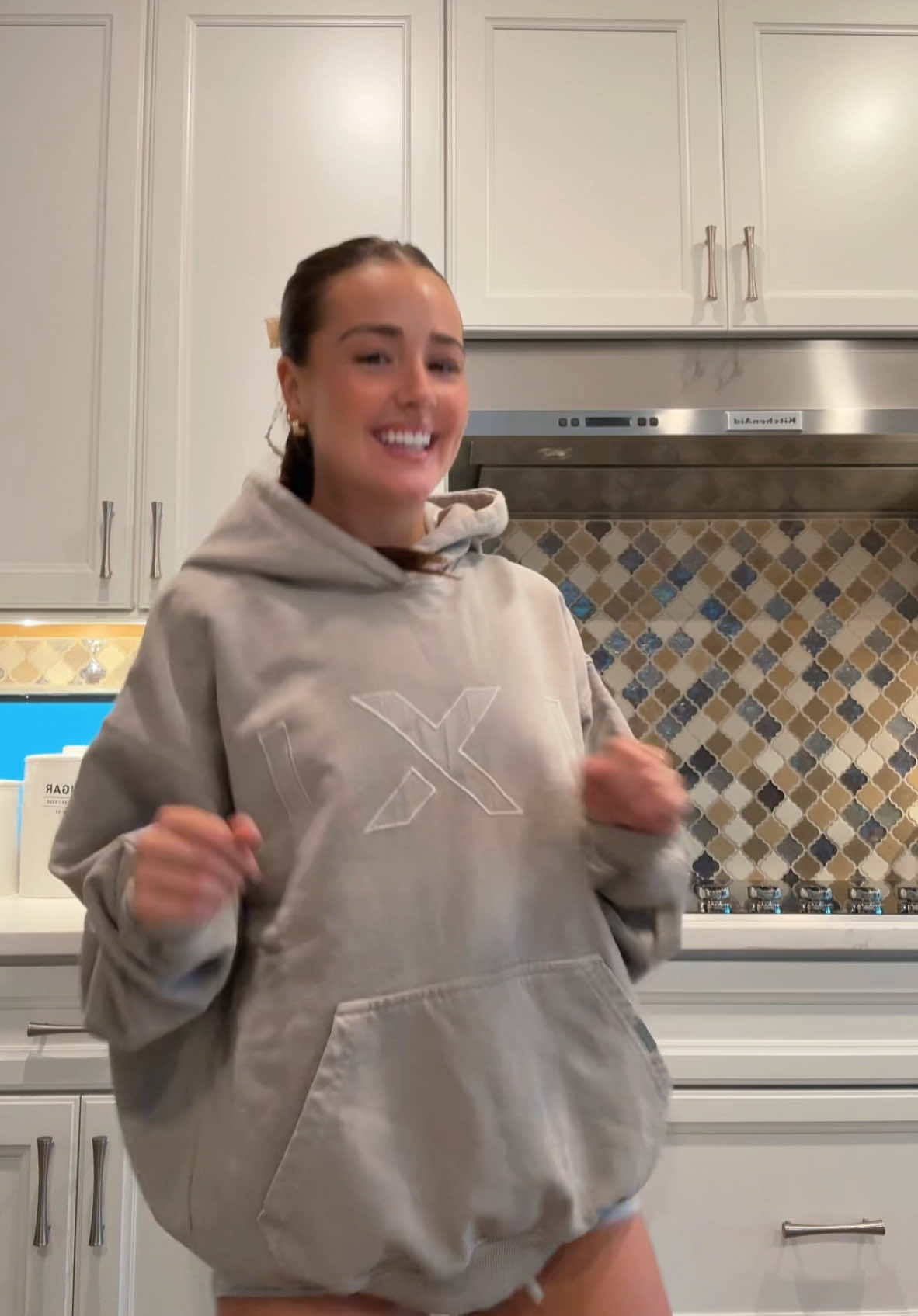 In love w this hoodie from @Yuxus #hoodiesthathoodie 