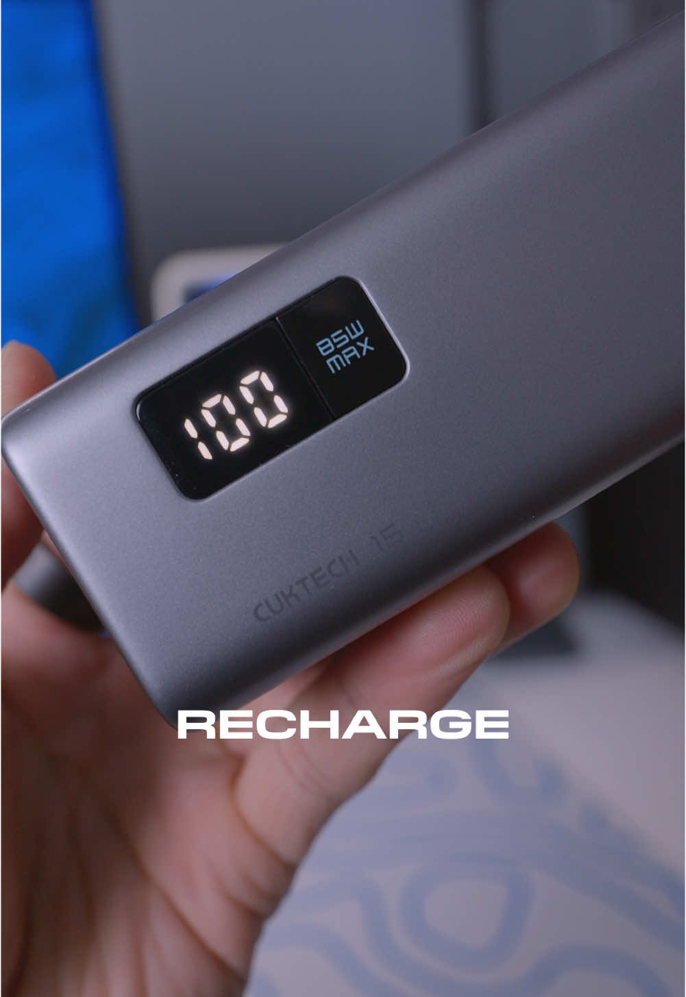 Power up your devices with the @CUKTECH_official 15 SE Power Bank! ⚡  I’ve been rocking this 20,000mAh powerhouse on the go, and it never disappoints. With 85W fast charging and a built-in display to track battery life🔋 It’s perfect for business trips, daily commutes, or any adventure—no more worrying about running out of power! 🧳🚀  #cuktech #cuktech15se #powerbank #macbook #apple #samsung #cuktechpowerbank #techaccessories #fyp #techtok 