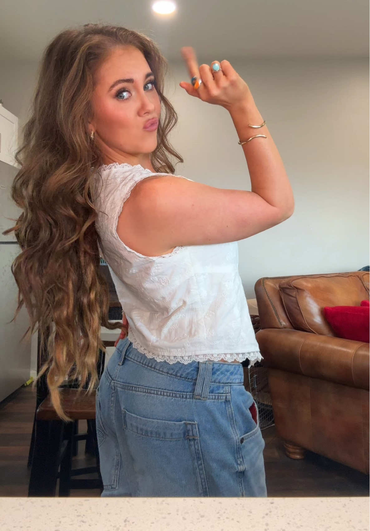 Here’s your sign to get the viral tiktok shop extensions 😍🎀  #viralextensions #clipinhairextensions #hairextenions 