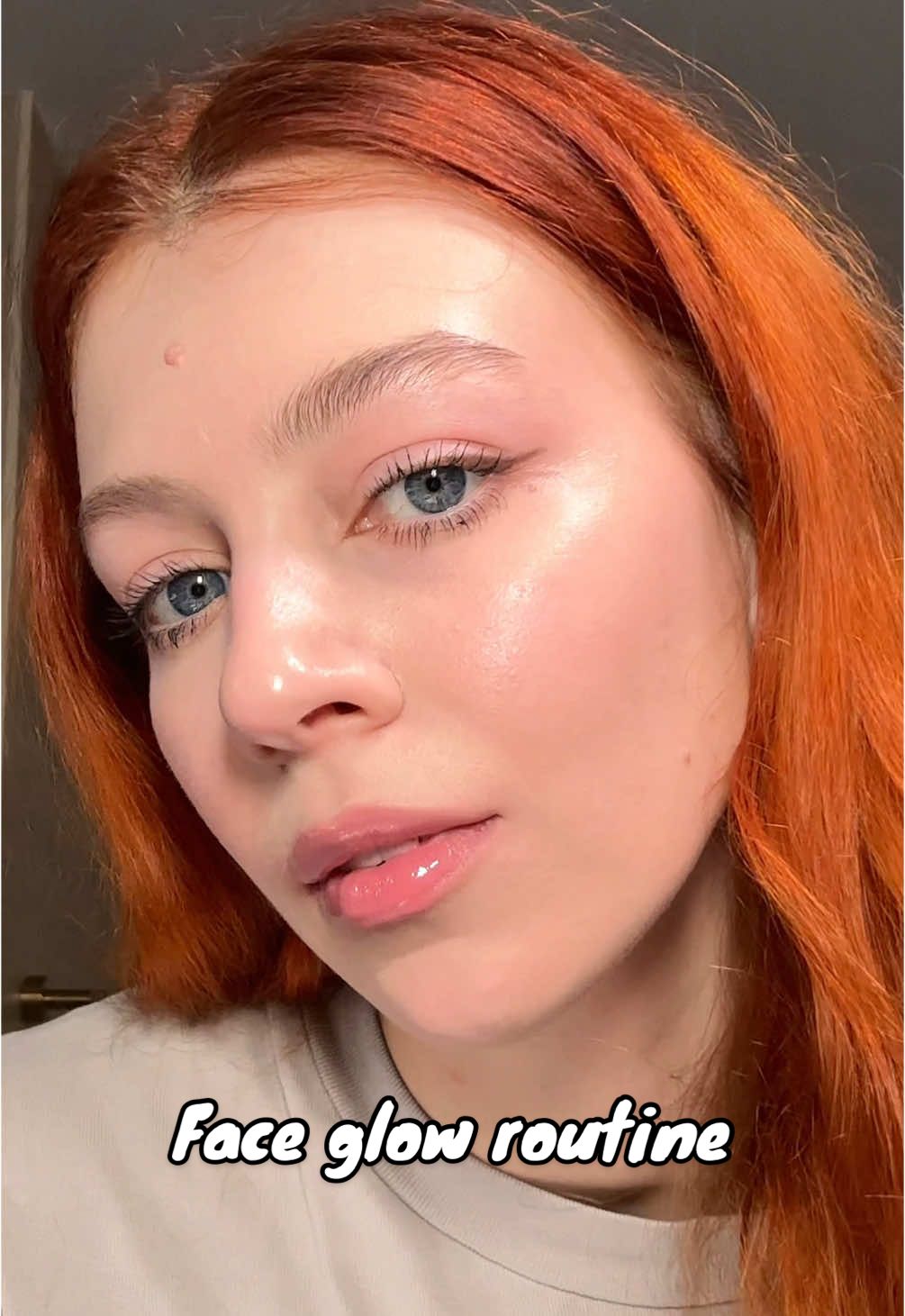 #stasyachecks perfect glowing base makeup💜 ib @lenkalul  @tarte cosmetics blush tape satin coral pink  @urban decay hydromaniac glowy tinted foundation 