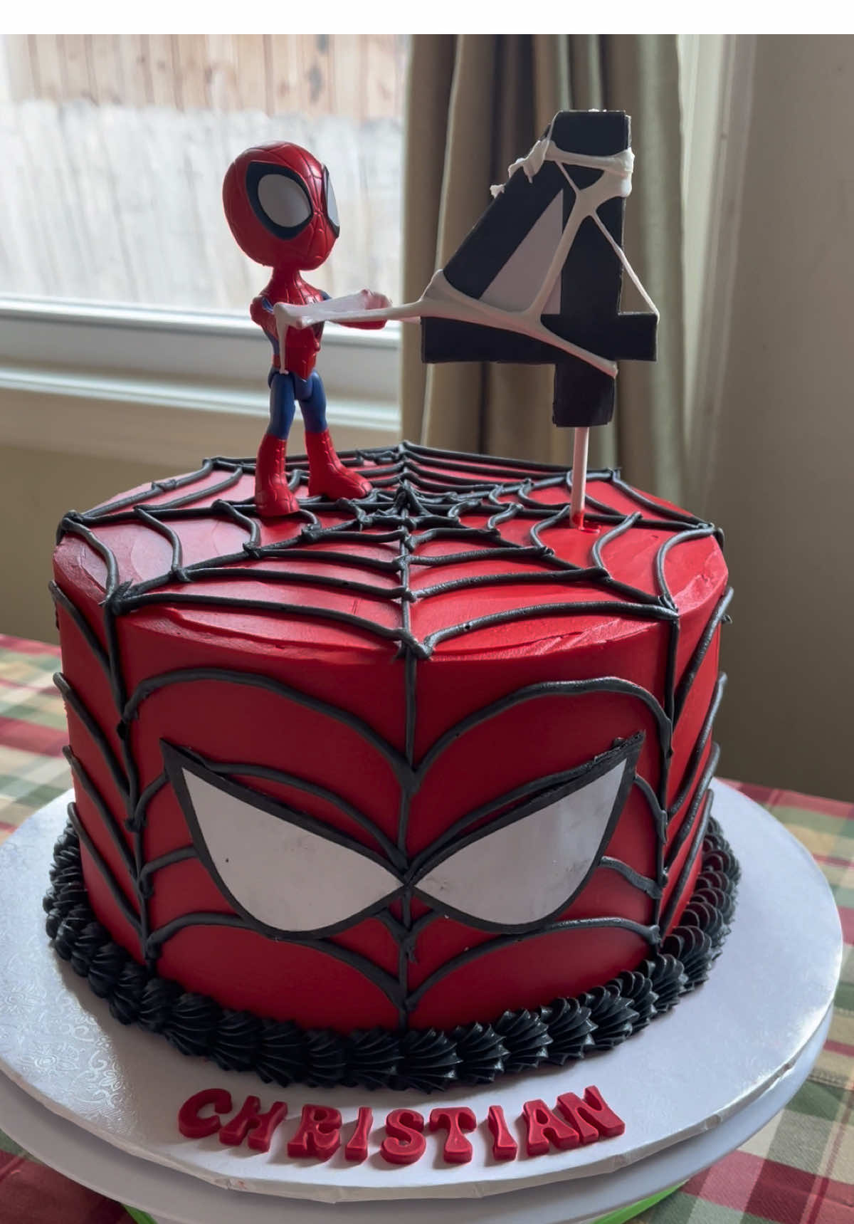 Spiderman 🕷️🕸️ #spiderman #spidermanbirthday #spidermanbirthdaycake #4thbirthdaycelebration #4thbirthdayparty #spidermancake #spidermancakebirthday #redspiderman #dulcedeleche #vanillacakes #silverspringmd #dmv #dmvcakes #fyp #cake 