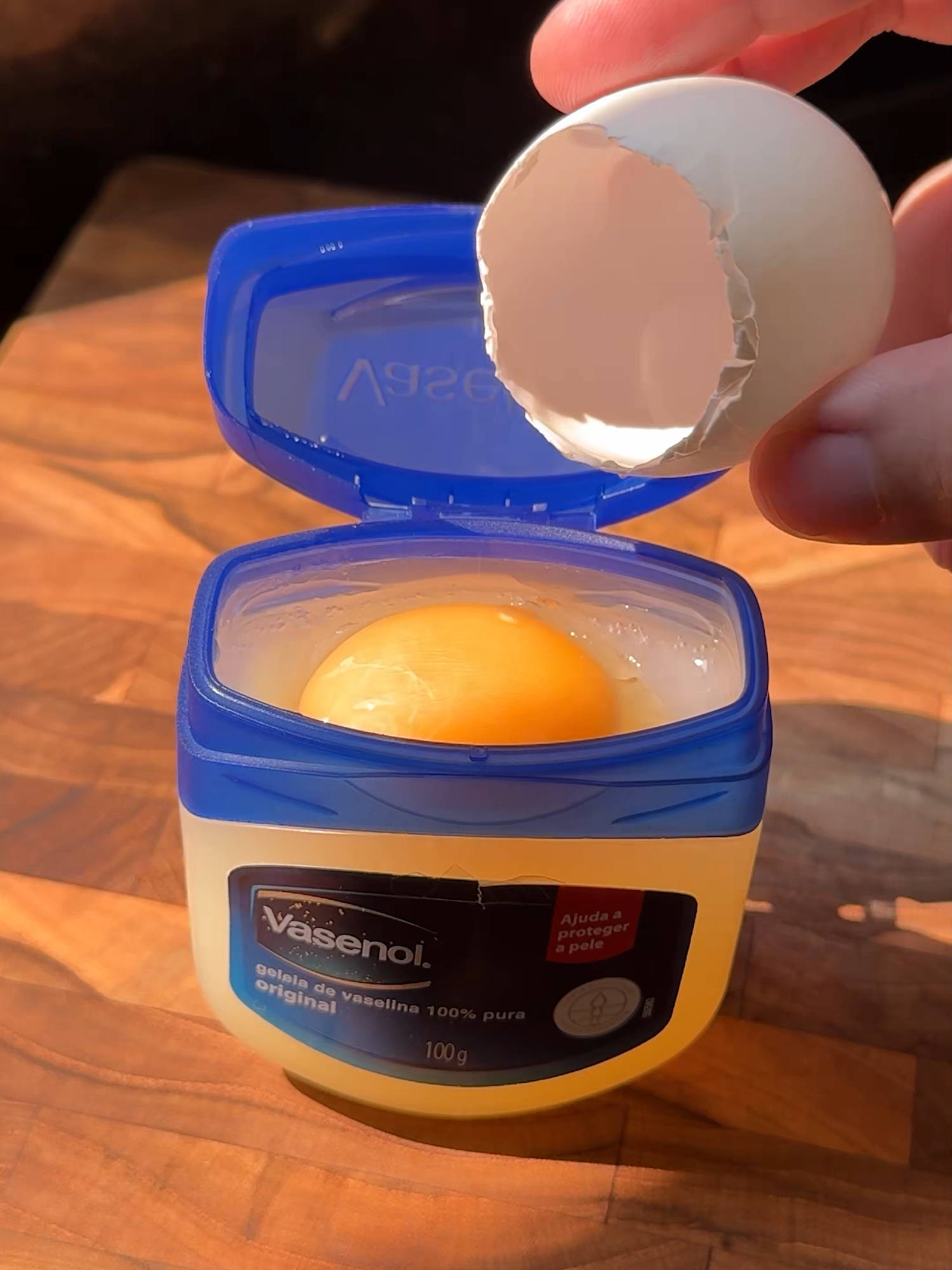 The secret egg and vaseline mixture that rejuvenates your skin in days! #skincaretips #skincare #lifehacks #rejuvenate #vaseline #egg #DidYouKnow #tips
