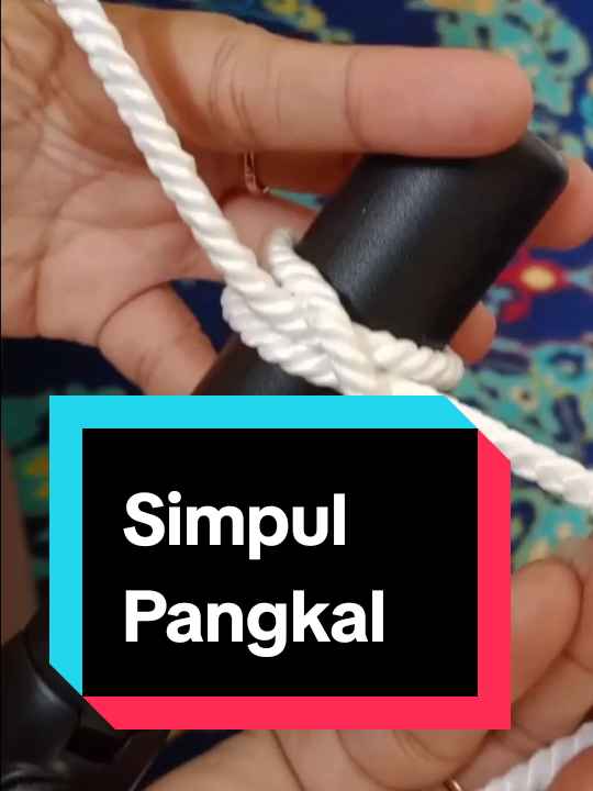 Cara cepat dan mudah bikin simpul pangkal, praktekin yuk! #simpul #simpulpangkal #ikatan #pangkal #pramuka #scout #robe #knit #talipramuka #pionering #ranger #rover @bangparid26 @mira.2729nr @pramamuc 