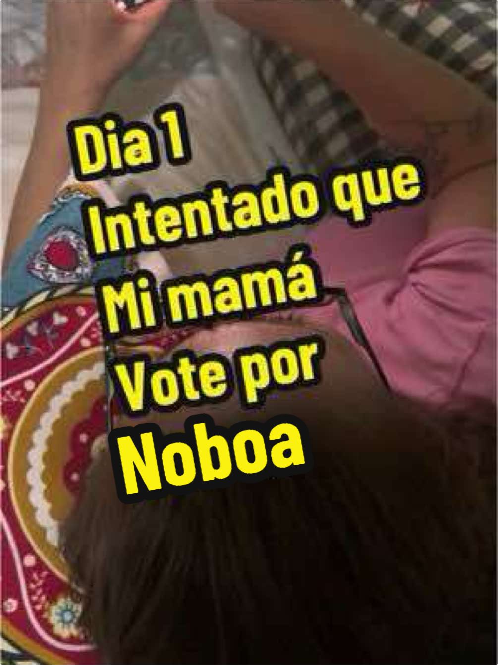 Día 1 Intentando que mi mamá vote por Noboa jajaja 🤣🤣#humor #elecciones2025  @DanielNoboaOK 