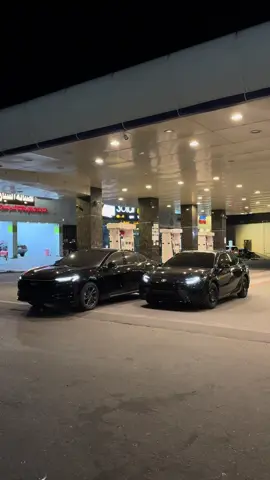 كامري ٢٥ولا تورس ٢٥بصراحه😔🖤