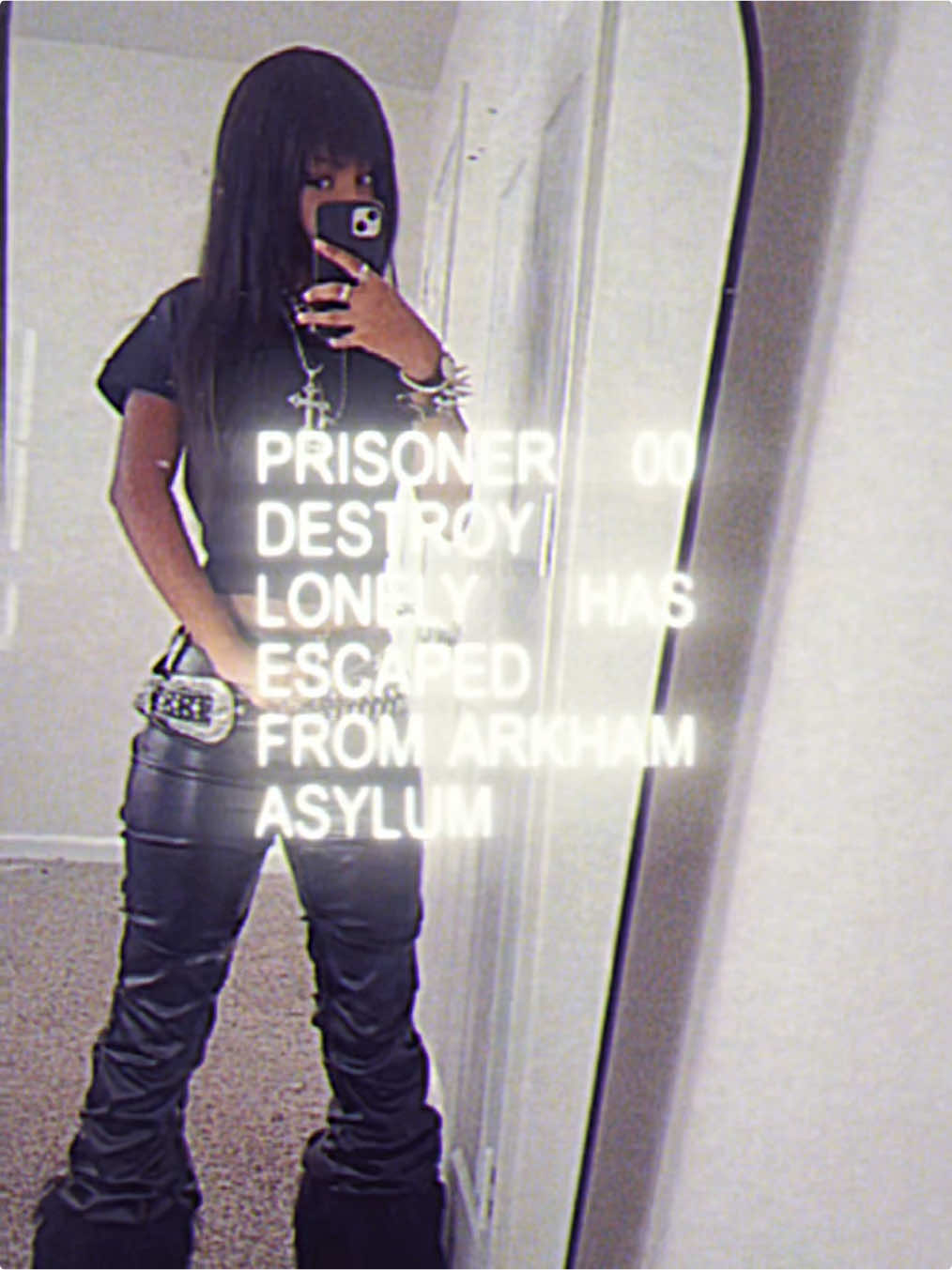 #stokes #lyrics #glitch #destroylonely #fashiondemon #livephoto #templatecapcut #loop #capcut_edit #CapCut #Biscoitocut #iflookscouldkill @Shxwnte @Destroy Lonely 