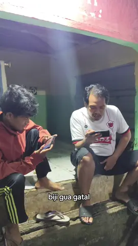 kaum milenial kaga eling klo udah mabar mobile legend #videolucuviral #videolucutiktok #somayracing #fypシ #ngakakkocak #ngakak #fyp #lucu_ngakak #videolucungakak 