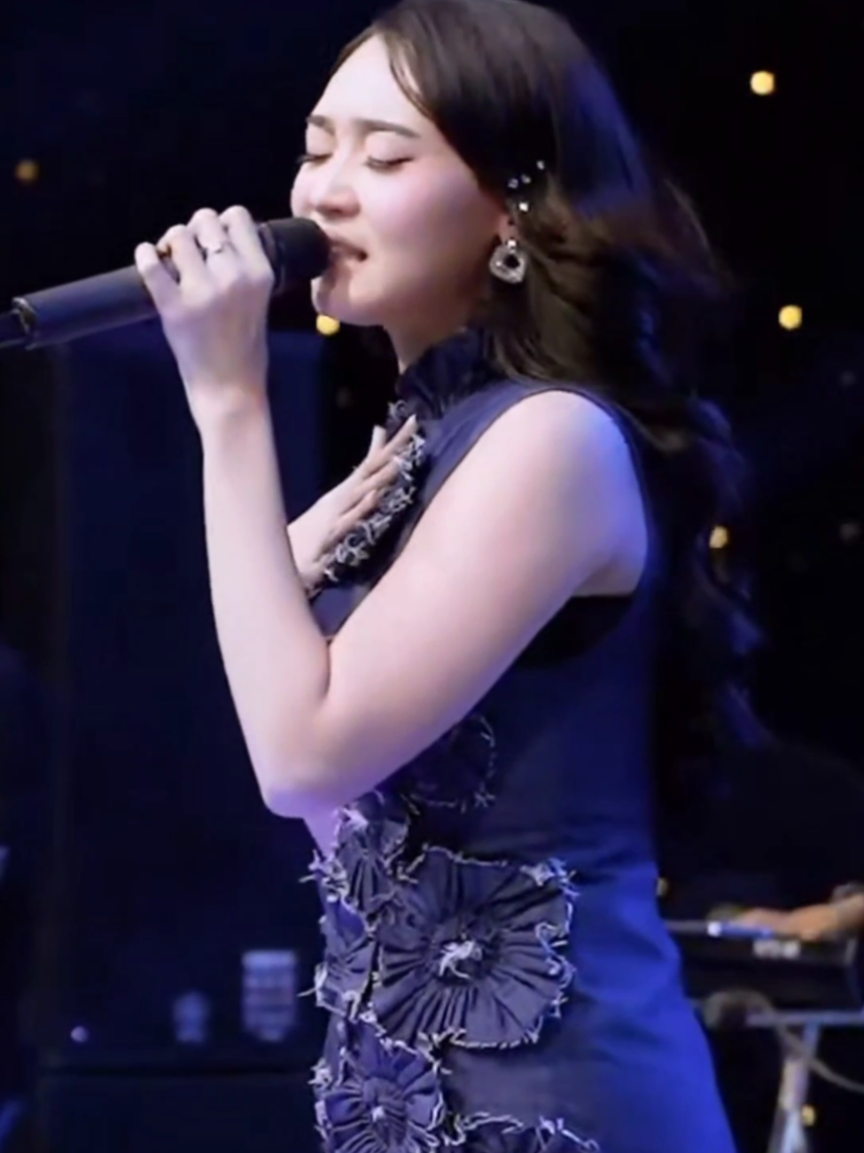 Kalah Weton - Difarina Indra - Adella @Difarina #difarina #difarinaindra #sdv #sdvindonesia #omadella #adella #amc #amcgank #amcindonesia #cumicumiaudio #dangdutkoplo #dangdut 