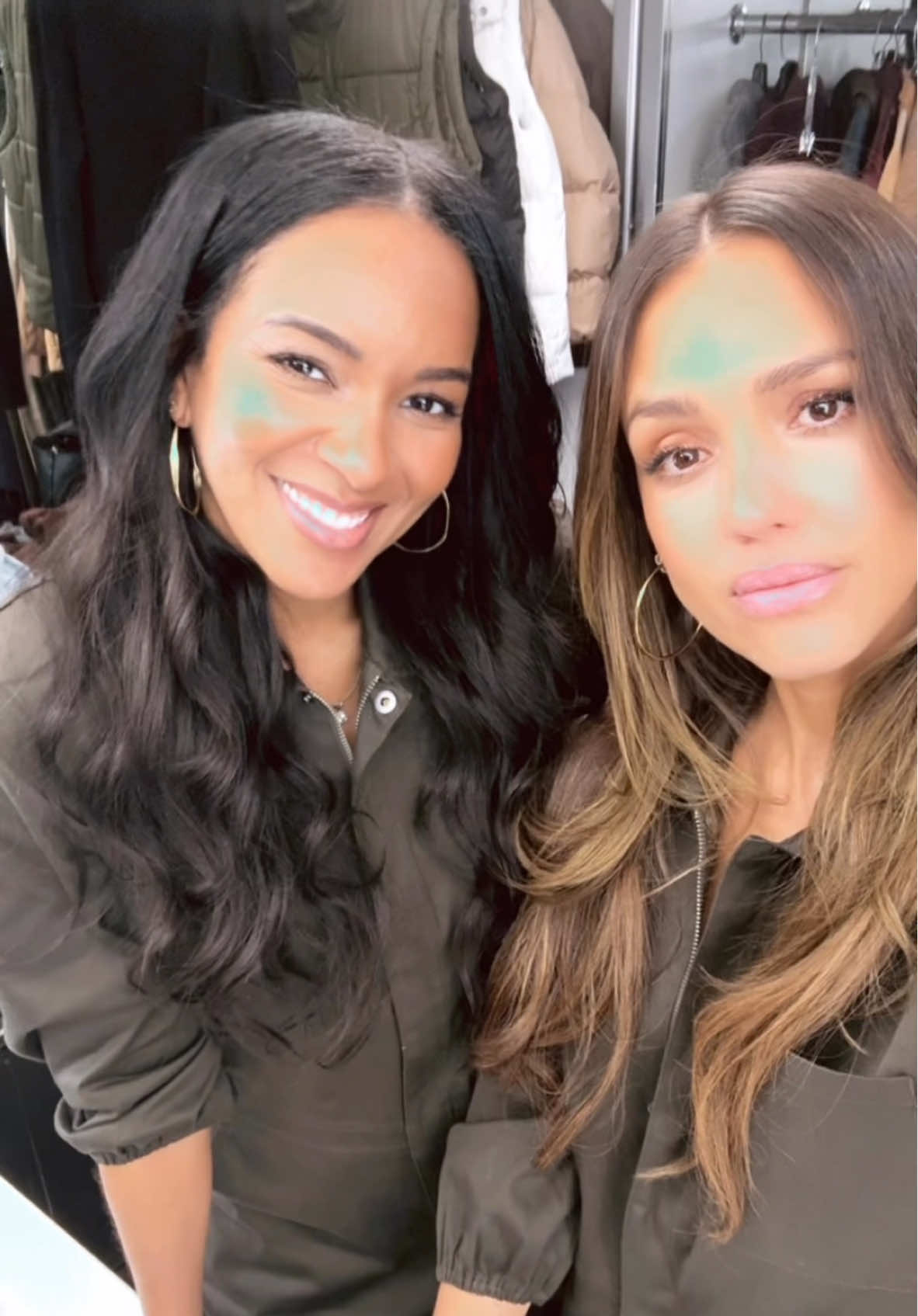 Shenanigans on set @lizzymathis 😜👷🏽‍♀️ #HonestRenovations 