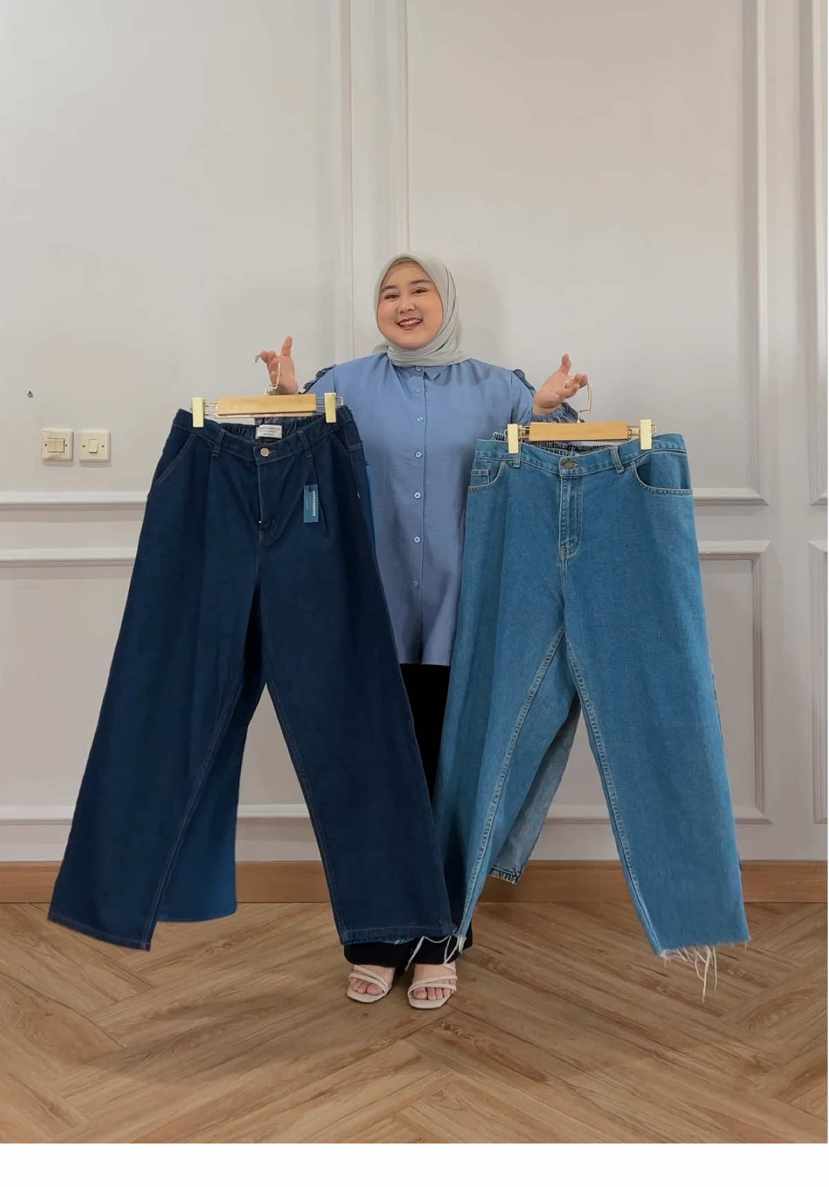dari ke 4 jeans kita, kamu udh punya yang mana nihh?😻 btw, wide jeand udh restock yaa. cuss join live skrg! #marchemode #upsize #bigsize #WIBGAJIAN #jeans #jeansbigsize 