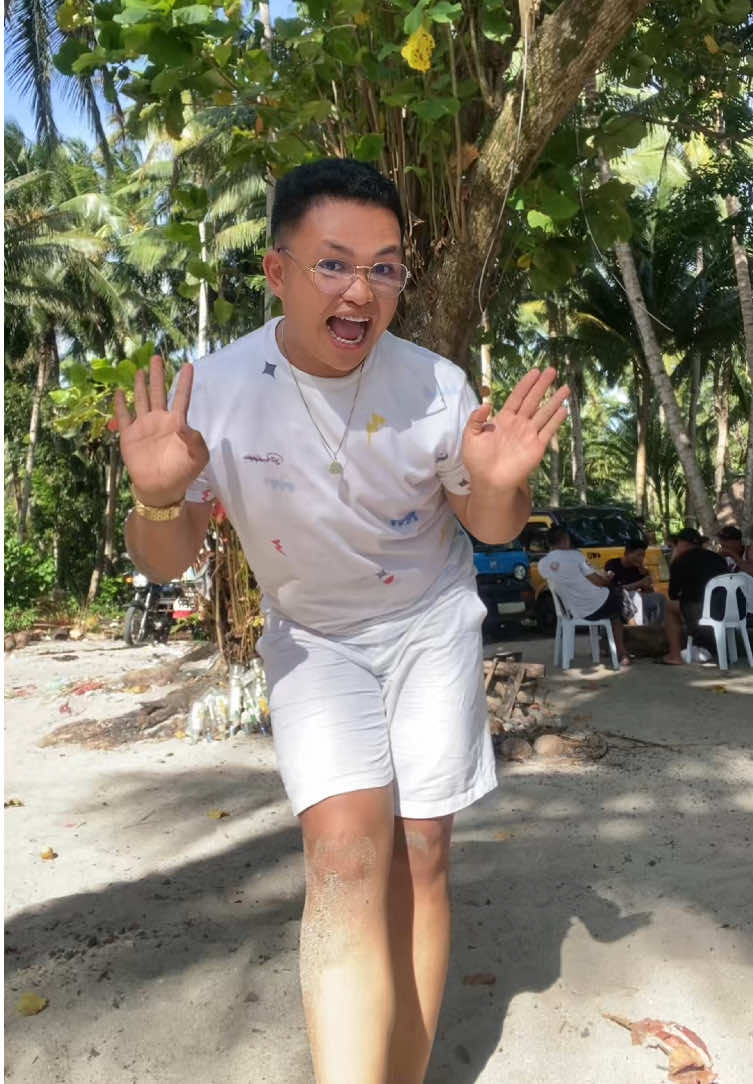 Murag wanaman ni namao mga ameygaaa HAHAHAHA🤣 #dancewithsirkelvin #teachersoftiktok #ameygasforlife #foryou #fypシ゚ 