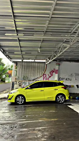 MASIH DI JALUR FORSALE!!! Yaris TRD s, tahun 2019 MATIC. Lokasi : MAOSPATI MAGETAN Unit lain nya bisa wa : 085748647009☎️ #yaris #yariscross #yarissport #yaristrd #yarislemon #jualbelimobil #jualbelimobilseken #jualbelimobilbekas #jualbeli #jualbelimobilbekastulungagung #jualbelimobilbekaskediri #jualbelimobilbekasblitar #jualbelimobilmadiun #jualbelimobilmagetan #maospati #madiun #magetan #ngawi #ponorogo24jam #ponorogo #jawatimur #autocar88_ 