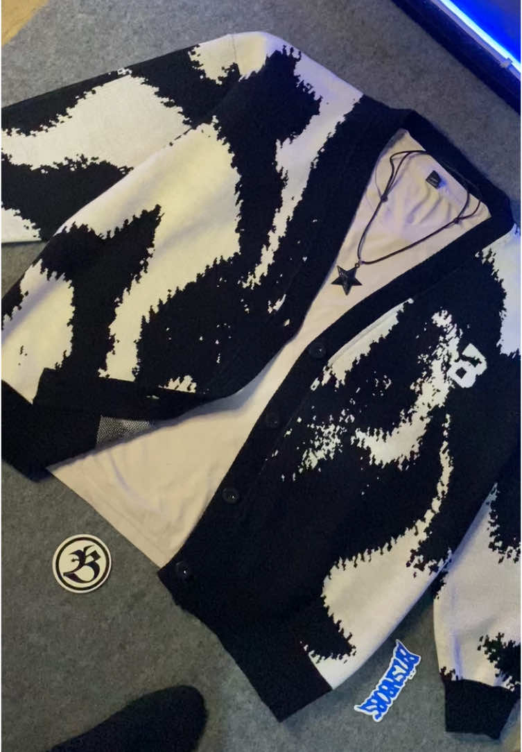 #cardigan #cardiganoutfit #cardigankeren #ootdskena #OOTD #cardiganskena #fypage  #fypp 