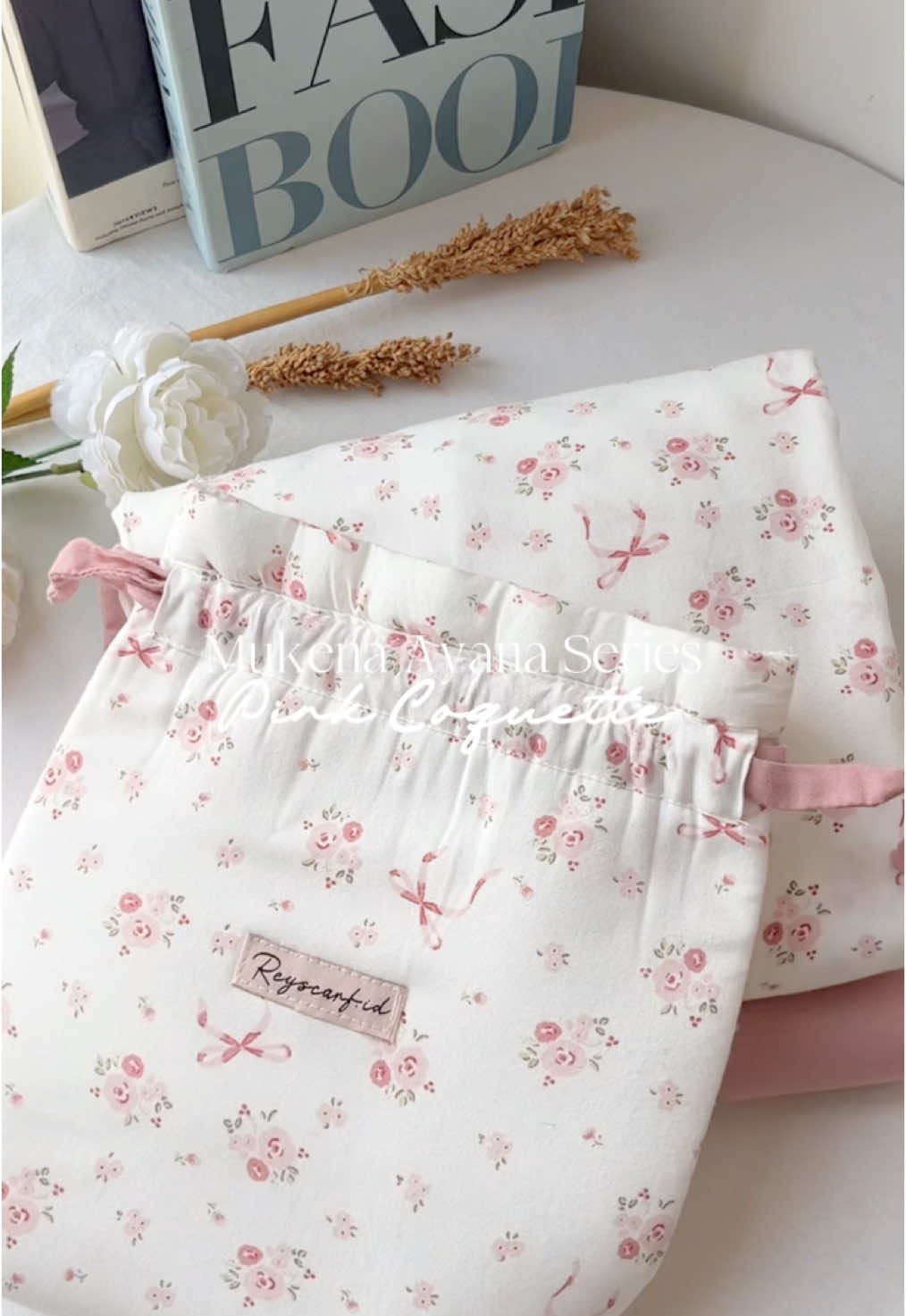 secantik ini masa gak di cekout? kalau masih ada di keranjjang kuning berarti kalian beruntung 💖✨🎀🥰     #mukenarayon #cantik #coqutte #masyaallahtabarakkallah #bestseller #fypdongggggggg #mukenacantik #viral #mukenacantik 