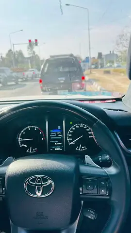 #ขับฟอร์จูนเนอร์ #ผู้หญิง 