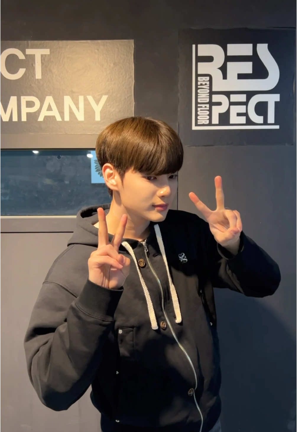 세상 네모난 ⭐️ #WAKER #웨이커 #ウェイカー #새별 #SAEBYEOL #セビョル