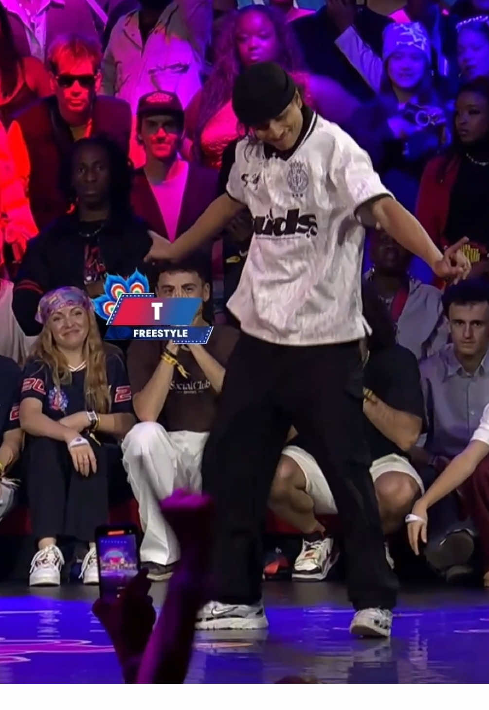 ⚡ ENERGY on FULL SEND! 📶 T's moves had @v e r b & Hope REACTING 🎤️ in REAL-TIME 💥 #redbulldanceyourstyle #redbulldance #streetdance #dance #dancer #freestyledance #india #mumbai #crowdreaction #panjabimc